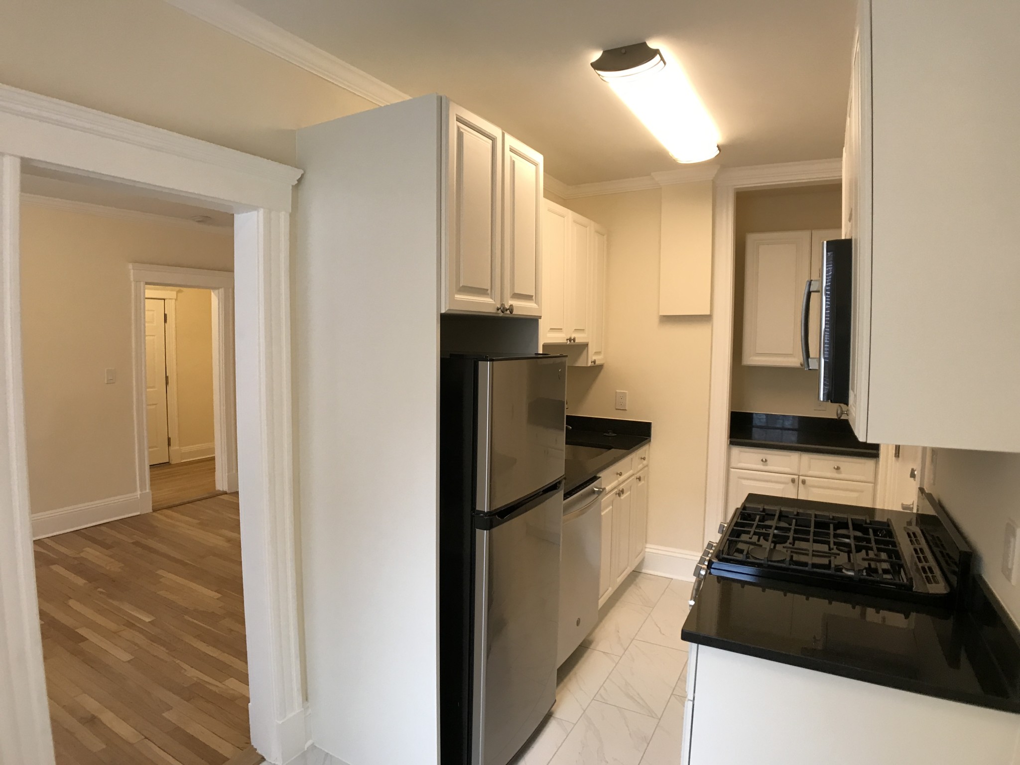 Photos of apartment on Chauncy St.,Cambridge MA 02138