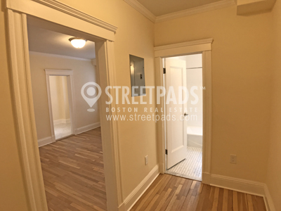 Photos of apartment on Chauncy St.,Cambridge MA 02138