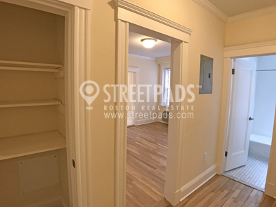 Photos of apartment on Chauncy St.,Cambridge MA 02138