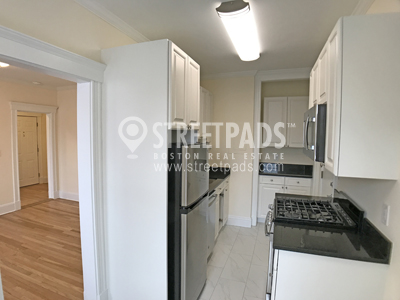 Photos of apartment on Wendell St.,Cambridge MA 02138