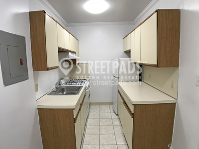 Photos of apartment on Chauncy St.,Cambridge MA 02138