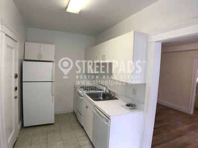 Photos of apartment on Chauncy St.,Cambridge MA 