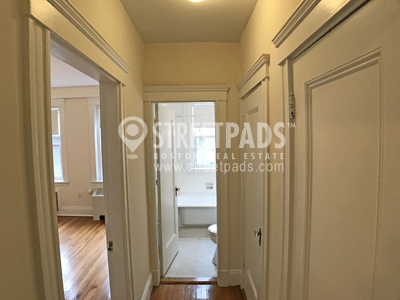 Photos of apartment on Chauncy St.,Cambridge MA 02138