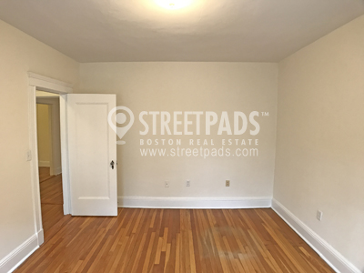 Photos of apartment on Chauncy St.,Cambridge MA 02138