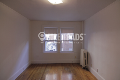 Photos of apartment on Washington St.,Somerville MA 02143