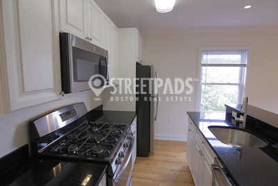 Photos of apartment on Langdon Sq.,Cambridge MA 02138
