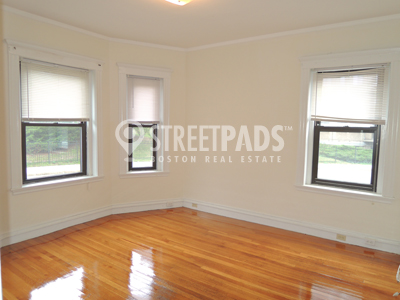 Photos of apartment on Washington St.,Malden MA 02148