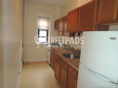 Photos of apartment on Washington St.,Malden MA 02148