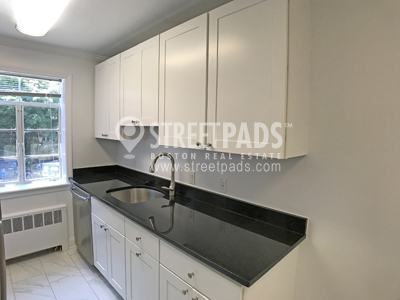 86 Saint Paul St, Coolidge Corner