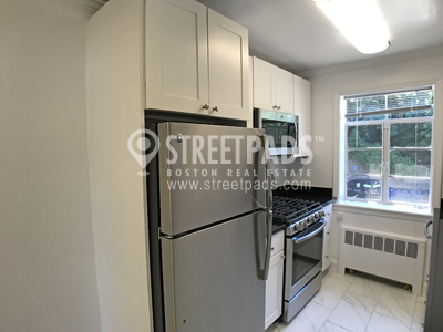 86 Saint Paul St, Coolidge Corner