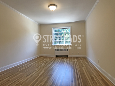 86 Saint Paul St, Coolidge Corner