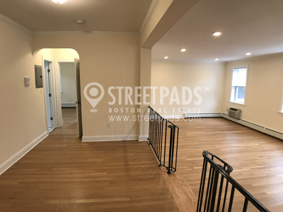 Pictures of  property for rent on Auburn St., Brookline, MA 02446