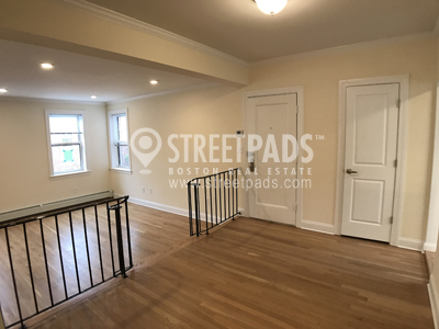 Photos of apartment on Auburn St.,Brookline MA 02446