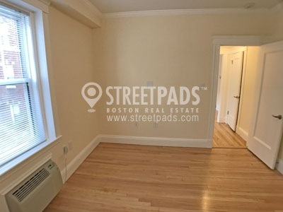 Photos of apartment on Chauncy St.,Cambridge MA 02387