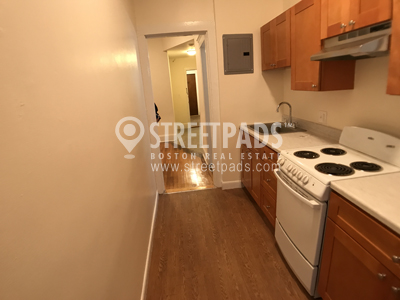 1315 Commonwealth Ave, Allston