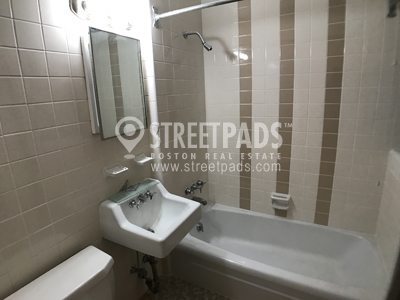 1315 Commonwealth Ave, Allston