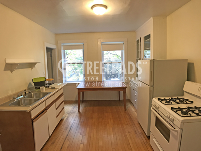 Photos of apartment on Centre St.,Cambridge MA 02139