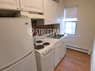 50 Huntington Ave, Jamaica Plain