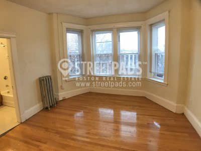 Photos of apartment on Hemenway St.,Boston MA 02115