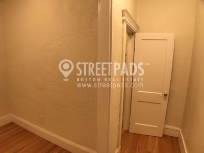 Photos of apartment on Hemenway St.,Boston MA 02115