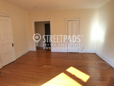 504 Beacon St, Fenway