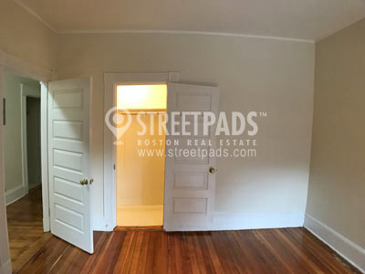 Photos of apartment on Beacon St.,Brookline MA 02446