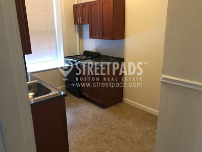 Photos of apartment on Commonwealth Ave.,Boston MA 