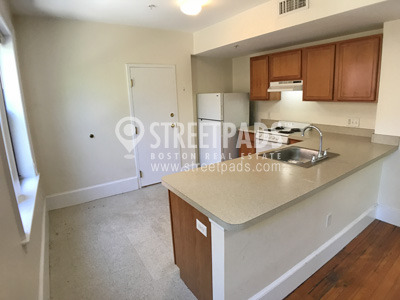 881 Massachusetts Ave, Central Square