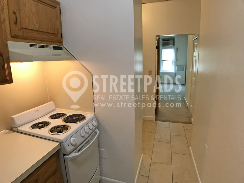 Photos of apartment on Beacon St.,Brookline MA 02446