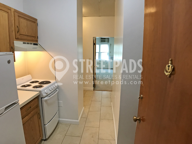 Photos of apartment on Beacon St.,Brookline MA 02446