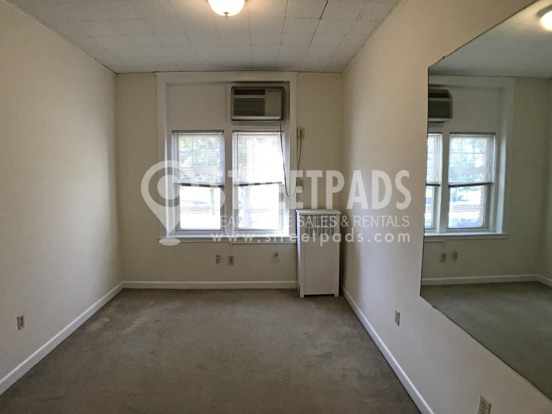 Photos of apartment on Beacon St.,Brookline MA 02446