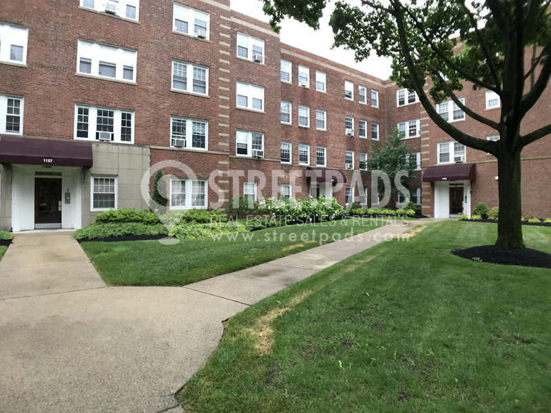 Photos of apartment on Beacon St.,Brookline MA 02446