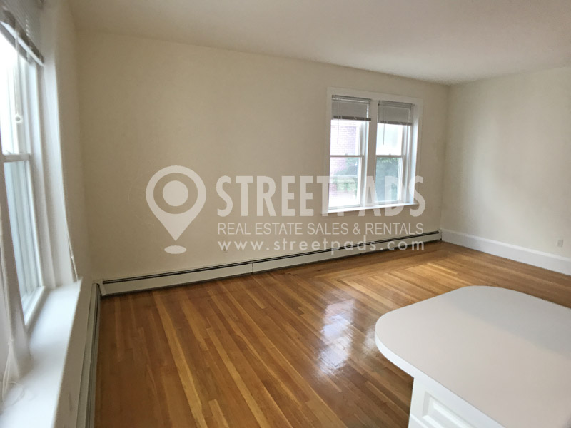 Studio bed, 1 bath apartment for rent at 1539 Beacon St Unit 14, Coolidge Corner — photo 2 of 19