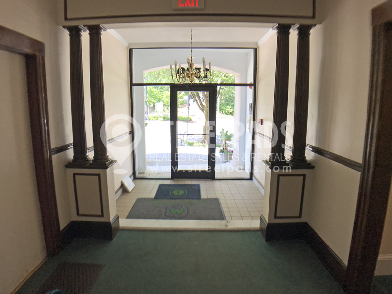 Studio bed, 1 bath apartment for rent at 1539 Beacon St Unit 14, Coolidge Corner — photo 18 of 19