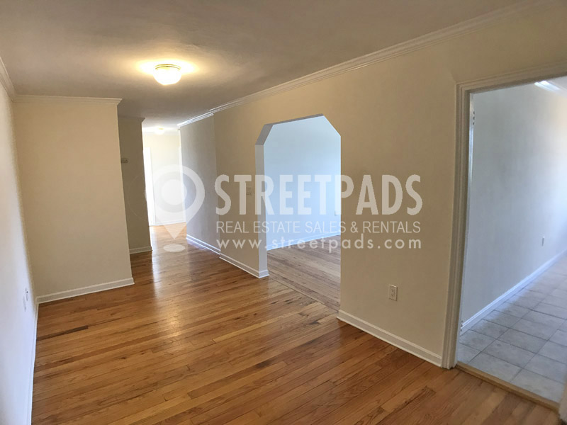 60 Brattle St, Harvard Square