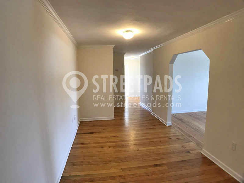 60 Brattle St, Harvard Square