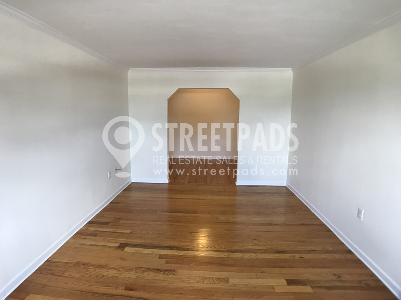 60 Brattle St, Harvard Square