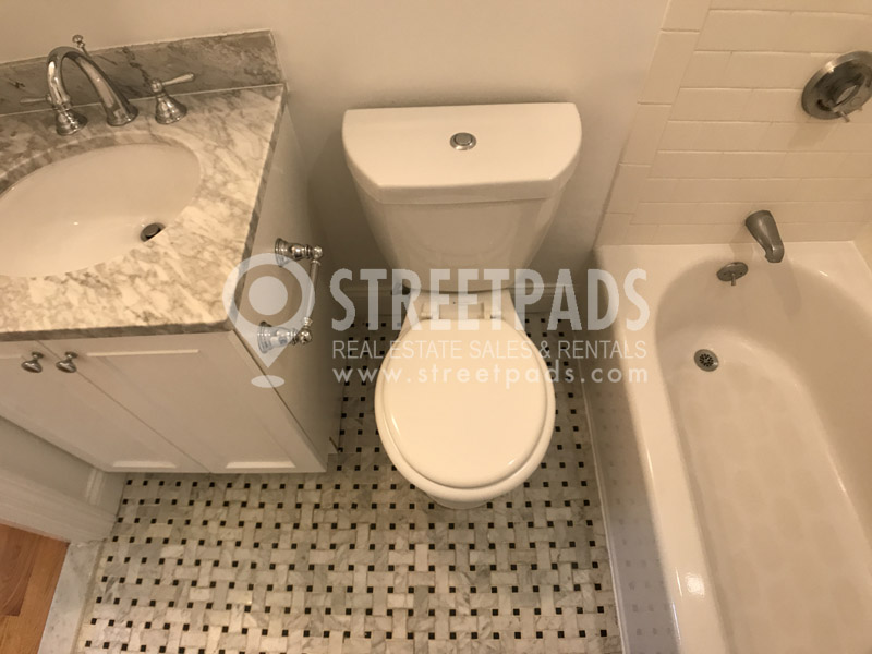 65 Langdon St, Harvard Square