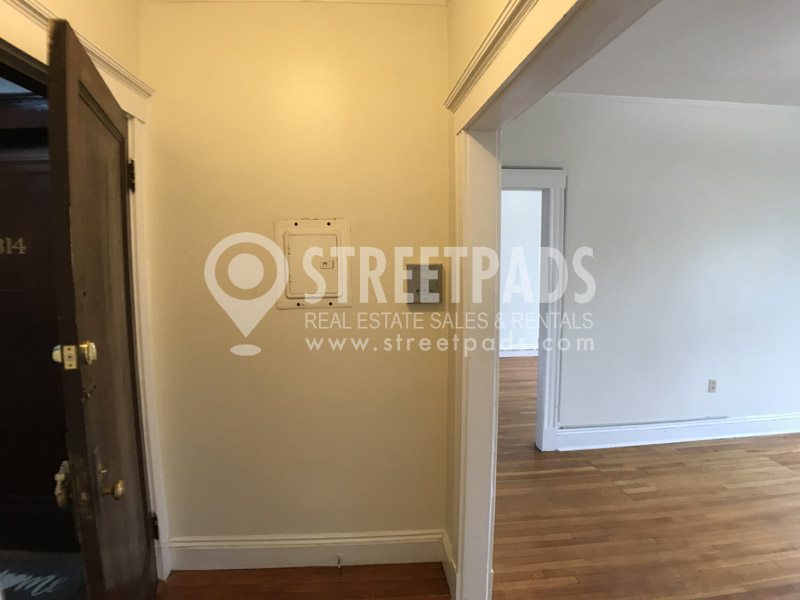 Photos of apartment on Washington St.,Malden MA 02148