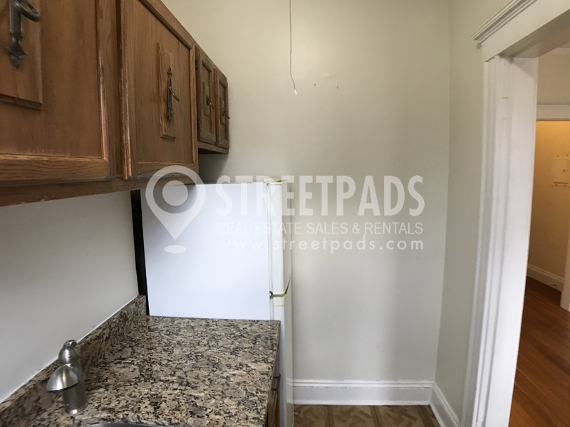 Photos of apartment on Washington St.,Malden MA 02148