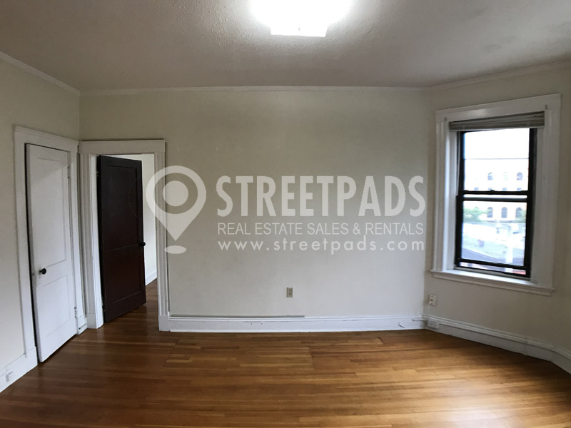 Photos of apartment on Washington St.,Malden MA 02148
