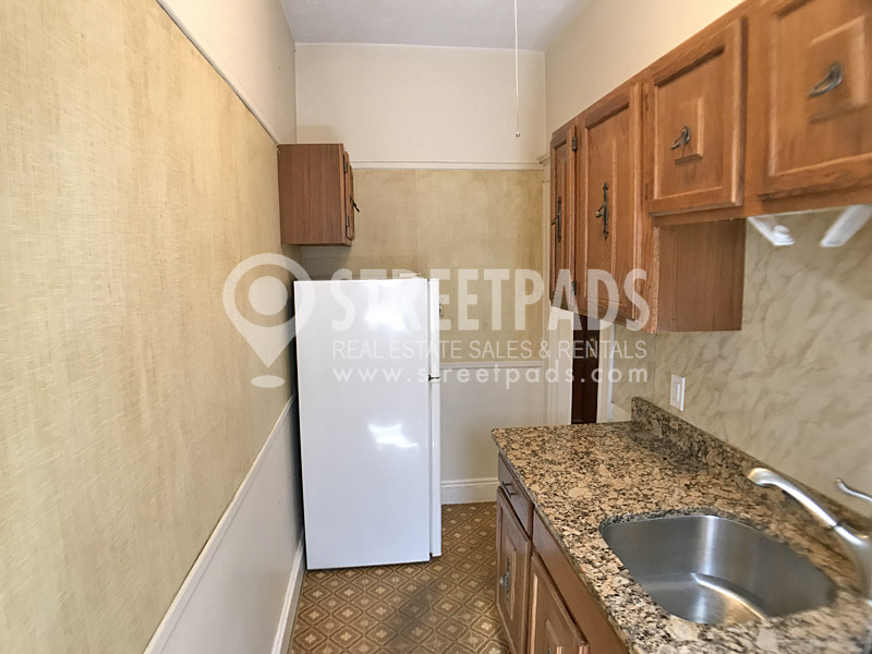 Photos of apartment on Washington St.,Malden MA 02148