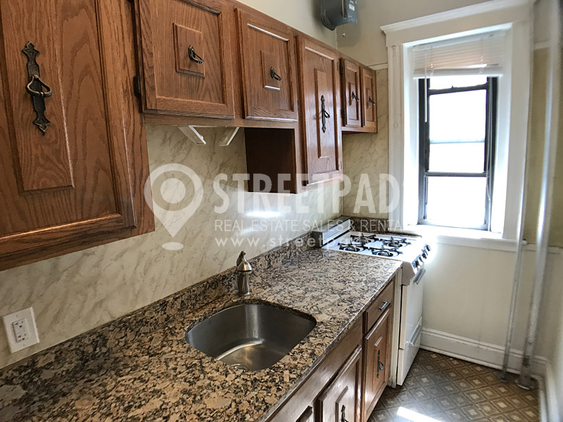 Photos of apartment on Washington St.,Malden MA 02148
