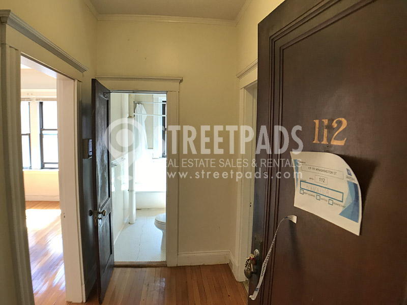 Photos of apartment on Washington St.,Malden MA 02148