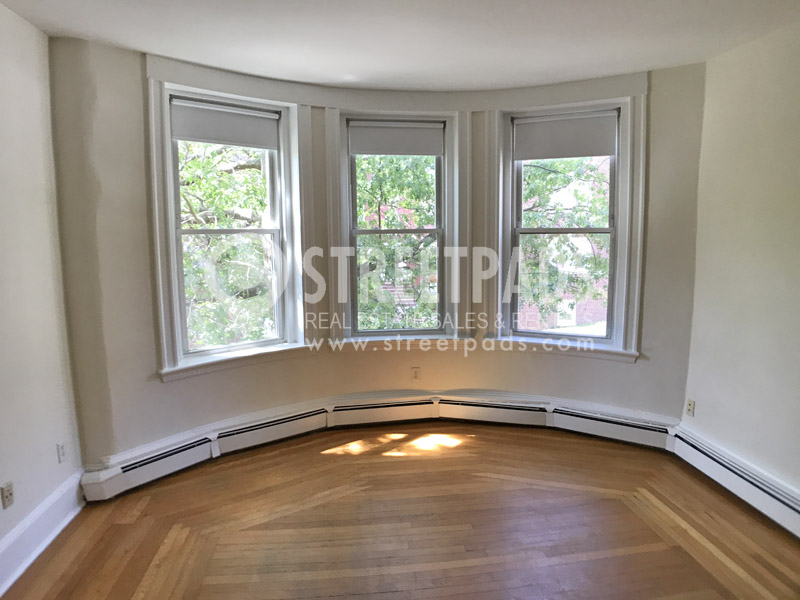 21 Fairbanks St, Coolidge Corner