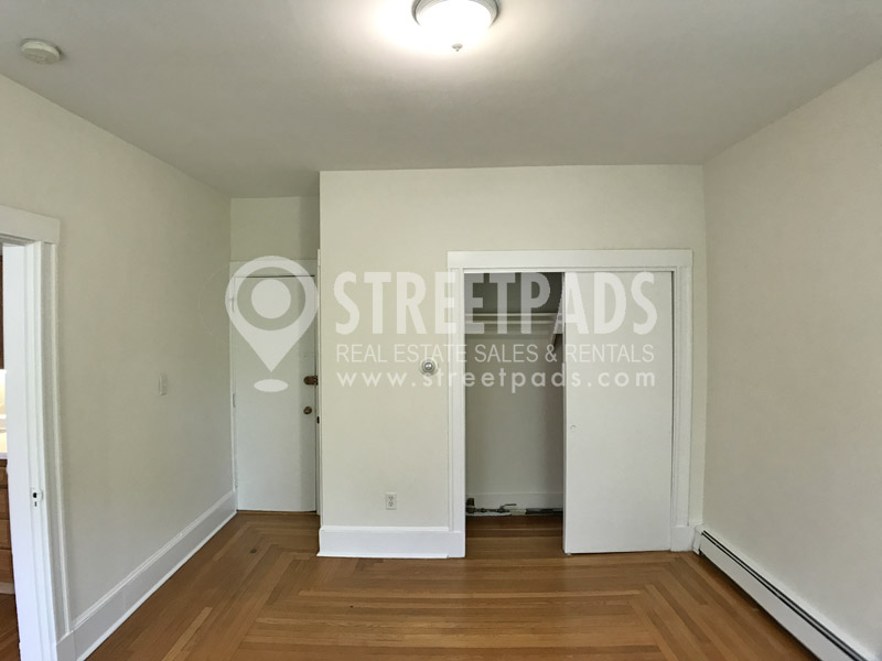 21 Fairbanks St, Coolidge Corner