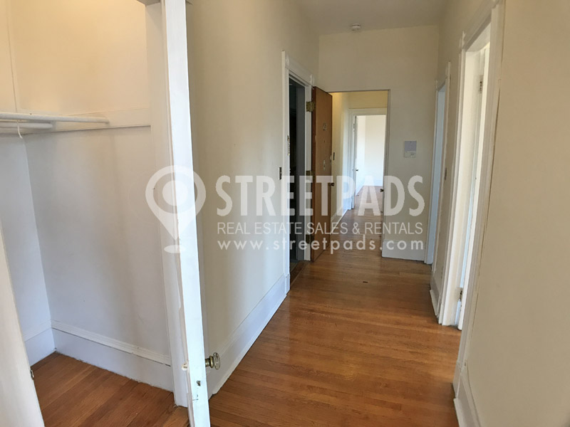 504 Beacon St, Fenway