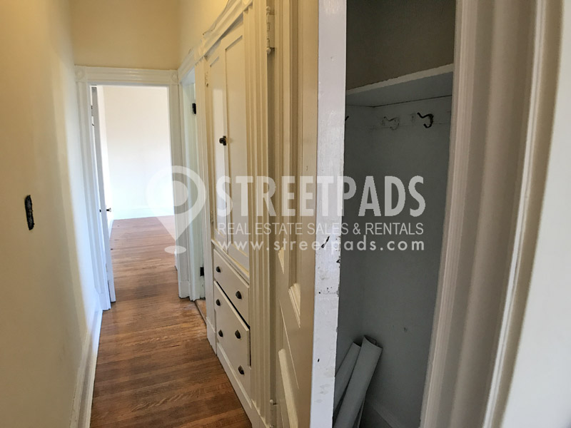 504 Beacon St, Fenway