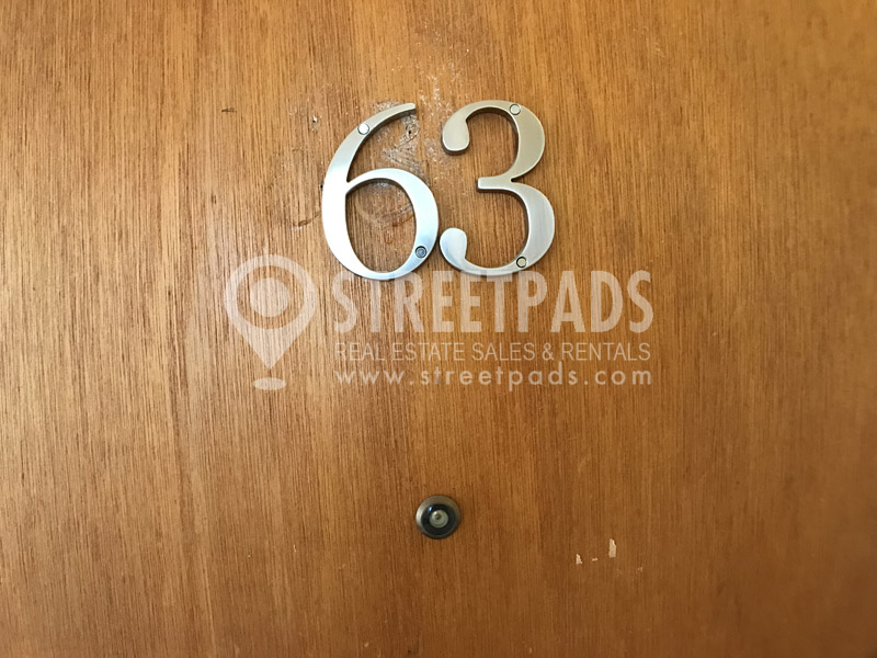 504 Beacon St, Fenway