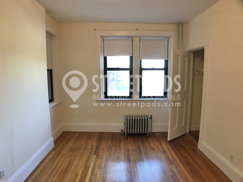 504 Beacon St, Harvard Square